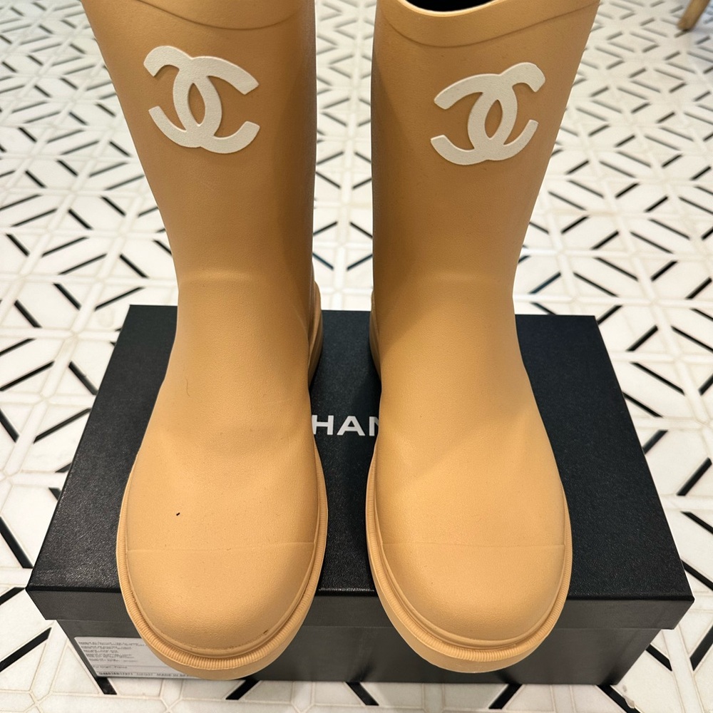 Camel color Rainboots